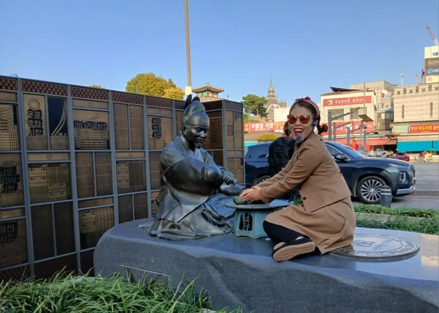 정조대왕 동상